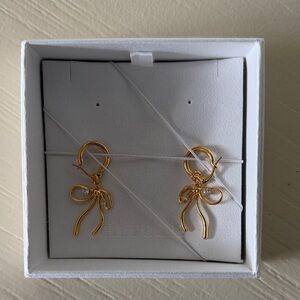 En Route Gold Plate Bow The Miffy Drop Earrings Brand New